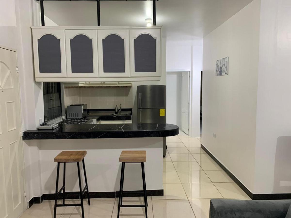 Comfortable 3-Bedroom Apartment, Close To The American Consulate Гуаякиль Экстерьер фото